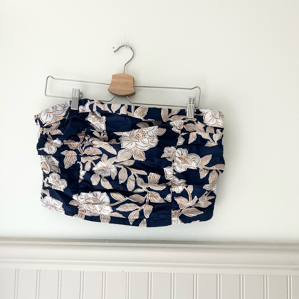 Essential Flair XL Floral Navy Crop Top Strapless Tube Top
